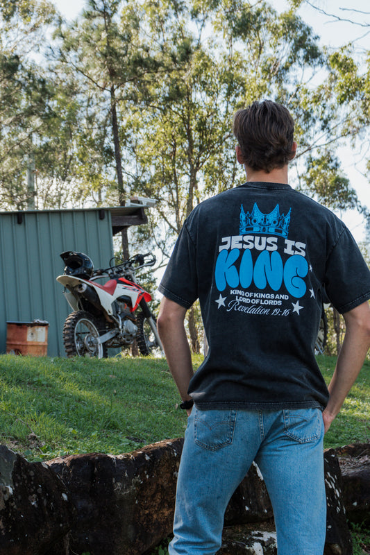 Jesus is King Oversize Snow Washed T-Shirt
