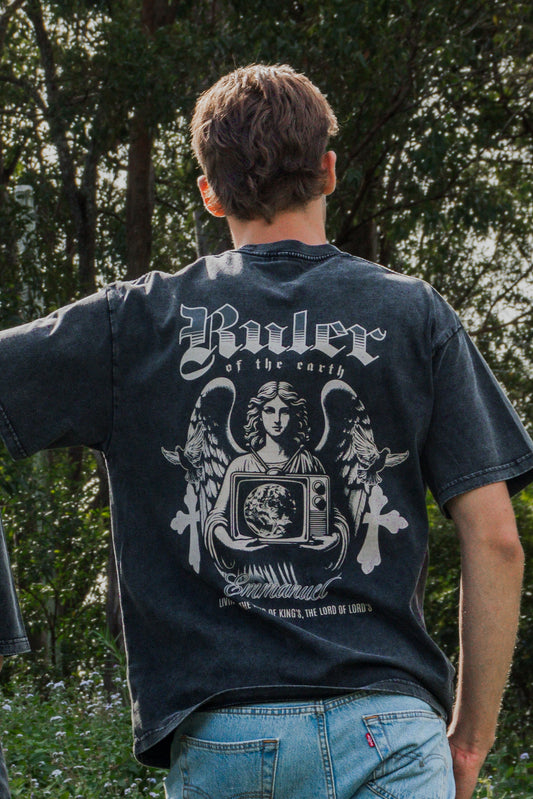 Ruler of the earth Oversize Snow Washed T-Shirt